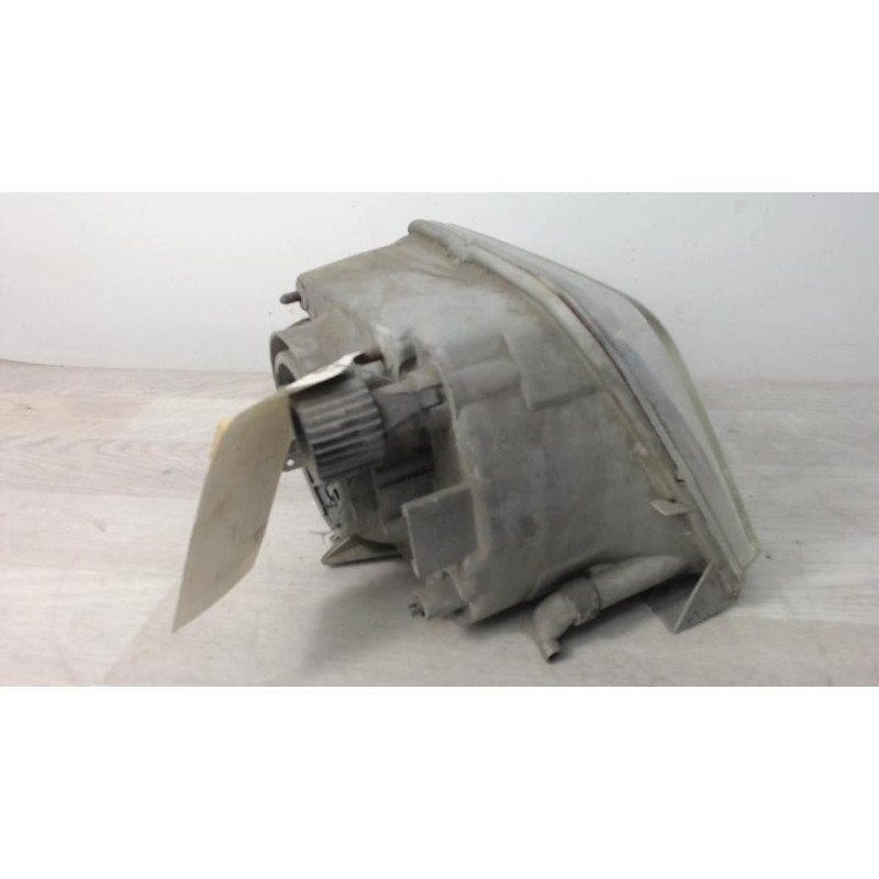 Optique avant principal droit (feux)(phare) RENAULT SUPER 5 d’occasion