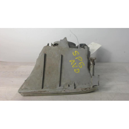 Optique avant principal droit (feux)(phare) RENAULT SUPER 5 d’occasion