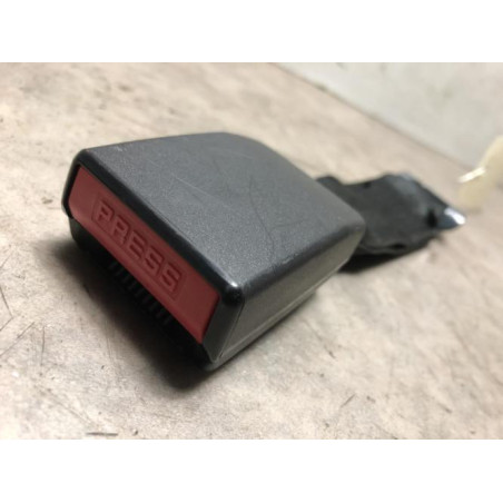 Attache ceinture arriere centrale PEUGEOT 206+ d’occasion