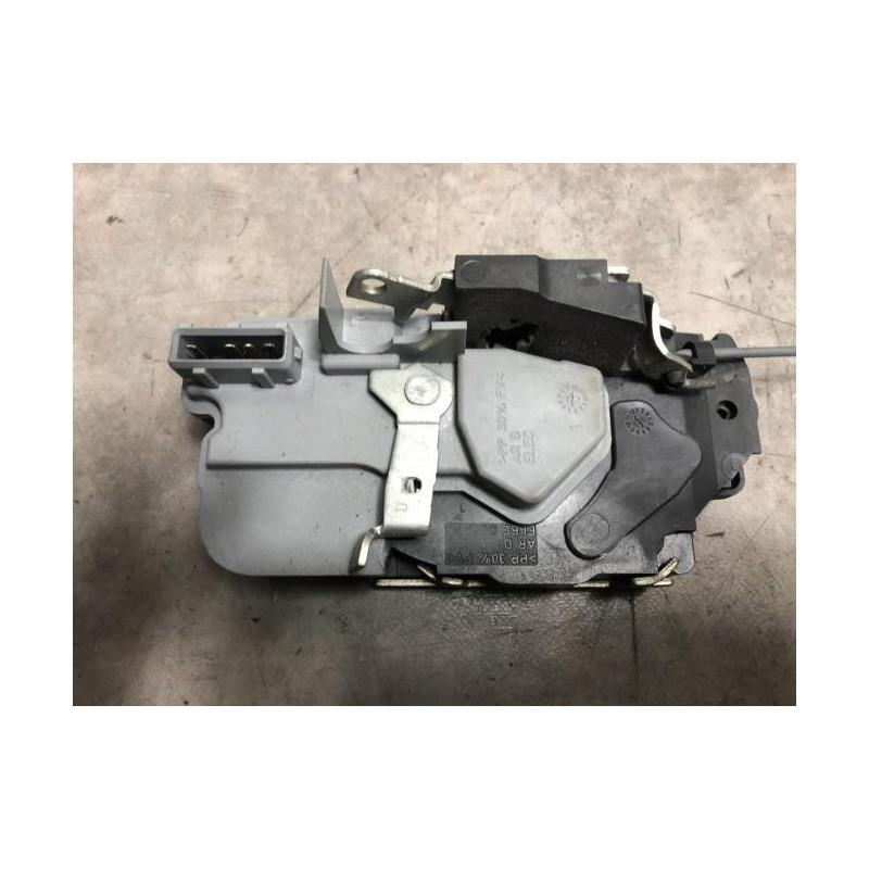 Serrure arriere droit PEUGEOT 206+ d’occasion