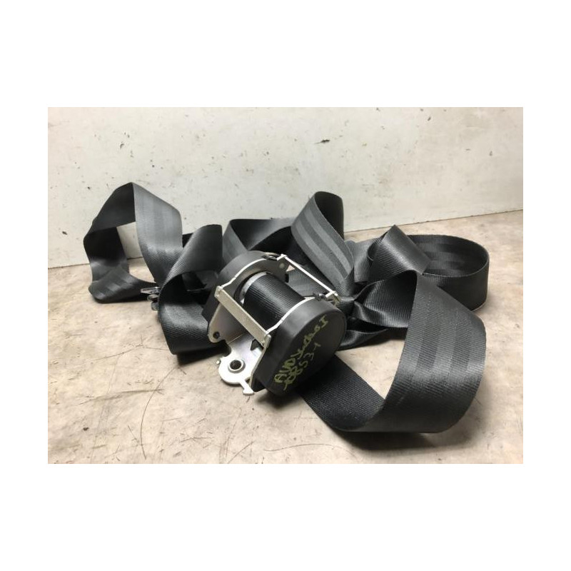 Ceinture avant droit Dacia SANDERO 1.4 MPI - 75 GPL d’occasion