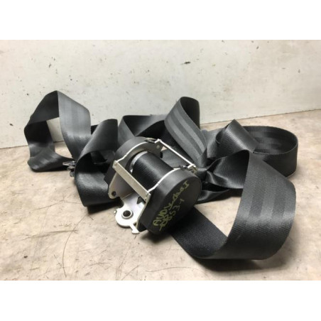 Ceinture avant droit Dacia SANDERO 1.4 MPI - 75 GPL d’occasion