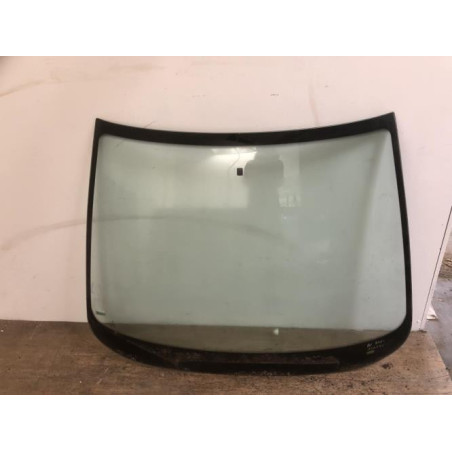 Pare brise PEUGEOT 206+ d’occasion