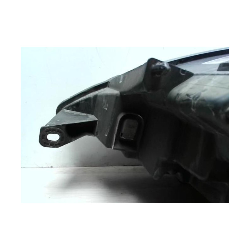 Optique avant principal droit (feux)(phare) PEUGEOT 807 d’occasion