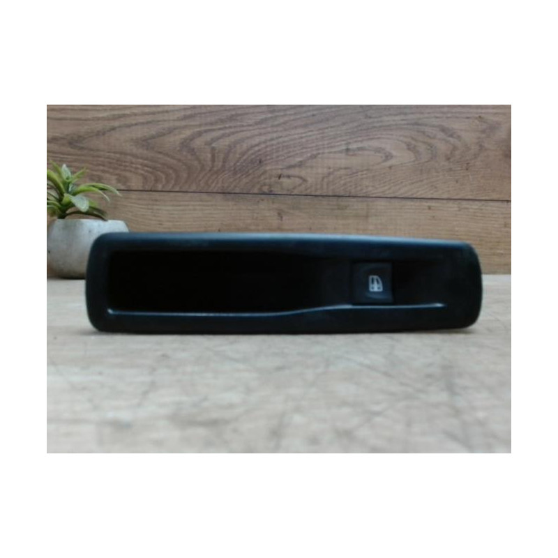Interrupteur de leve vitre arriere gauche RENAULT SCENIC 3 PHASE 3 d’occasion