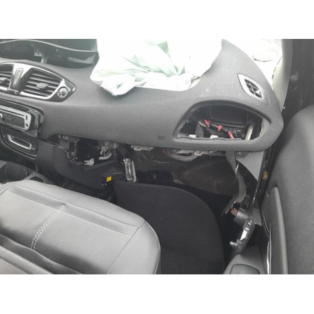 Interrupteur de leve vitre arriere gauche RENAULT SCENIC 3 PHASE 3 d’occasion