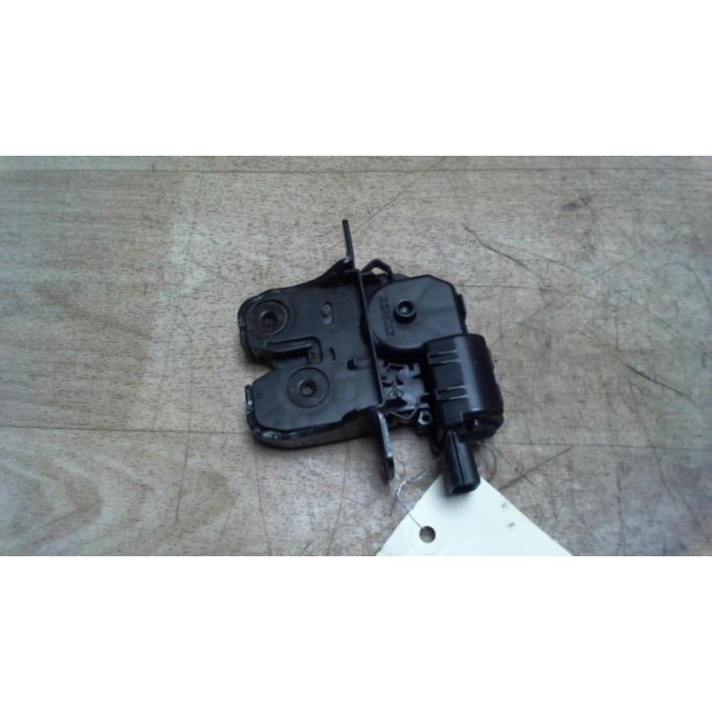 Serrure de coffre RENAULT SCENIC 3 PHASE 1 d’occasion