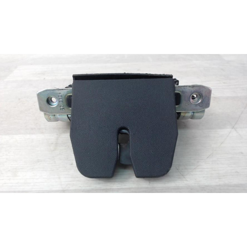 Serrure de coffre OPEL ASTRA H PHASE 1 d’occasion