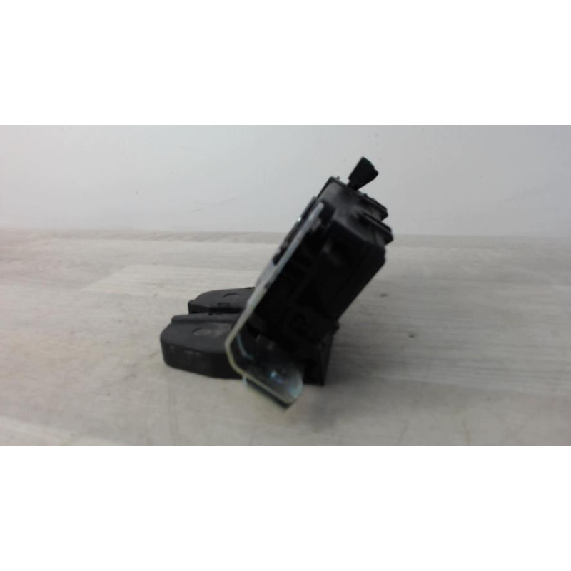 Serrure de coffre OPEL ASTRA H PHASE 1 d’occasion