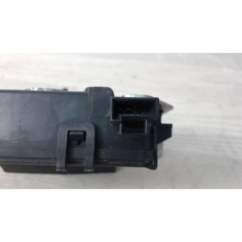 Serrure de coffre OPEL ASTRA H PHASE 1 d’occasion