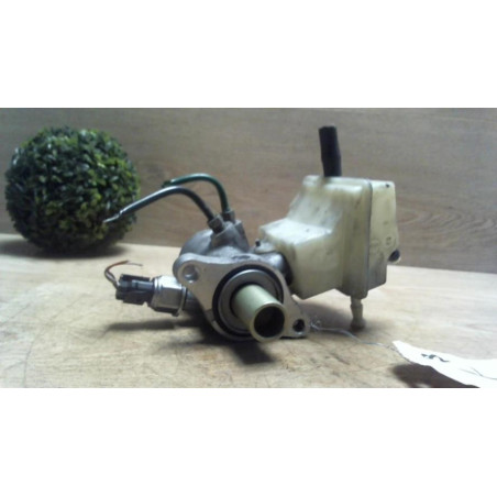 Maitre cylindre (freinage) RENAULT ESPACE 4 PHASE 1 d’occasion