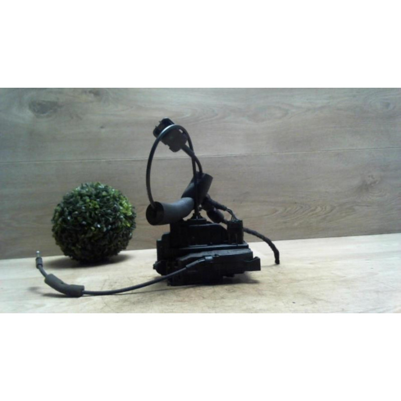 Serrure avant droit RENAULT GRAND SCENIC 3 PHASE 1 d’occasion