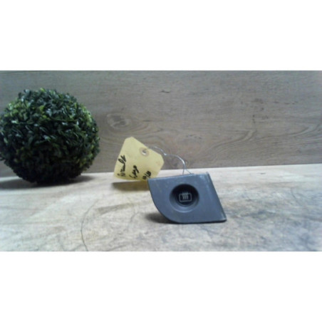 Commande degivrage lunette arriere RENAULT FUEGO COUPE d’occasion