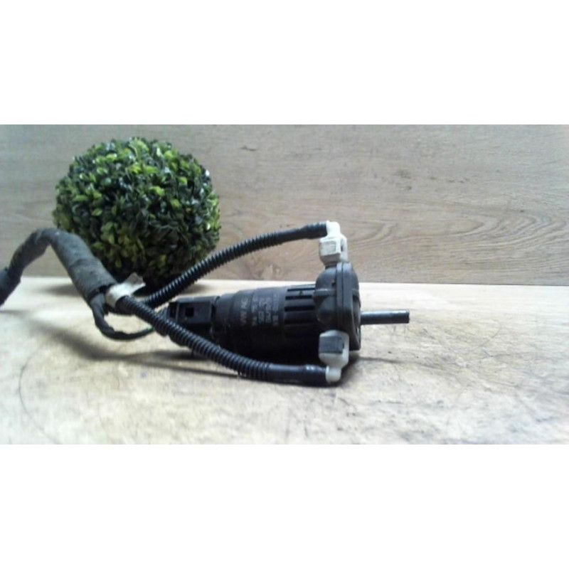 Pompe lave glace avant VOLKSWAGEN POLO 5 PHASE 1 d’occasion