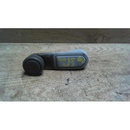 Manivelle de leve vitre PEUGEOT 205 PHASE 2 d’occasion