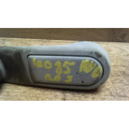 Manivelle de leve vitre PEUGEOT 205 PHASE 2 d’occasion