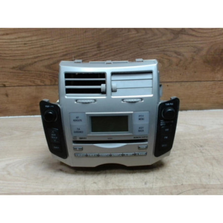 Autoradio d'origine TOYOTA YARIS 2 PHASE 1 d’occasion