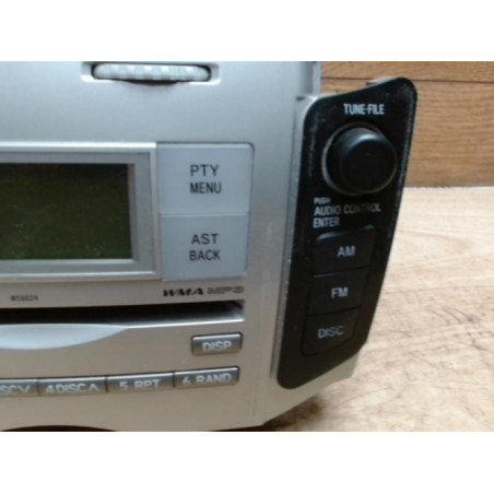 Autoradio d'origine TOYOTA YARIS 2 PHASE 1 d’occasion