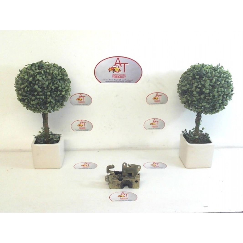 Serrure avant gauche RENAULT SCENIC SCEN 1.9 d’occasion