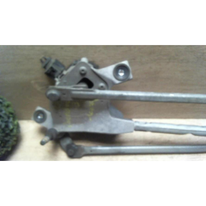 Moteur essuie glace avant FORD MONDEO 3 PHASE 1 BREAK d’occasion