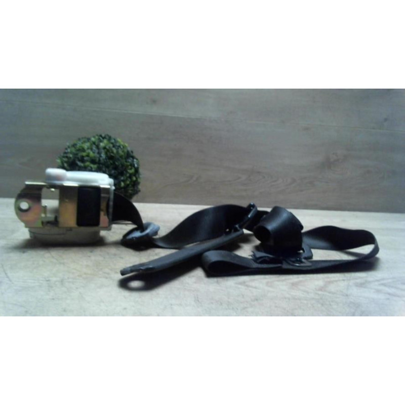 Ceinture avant gauche OPEL TIGRA 1 COUPE d’occasion