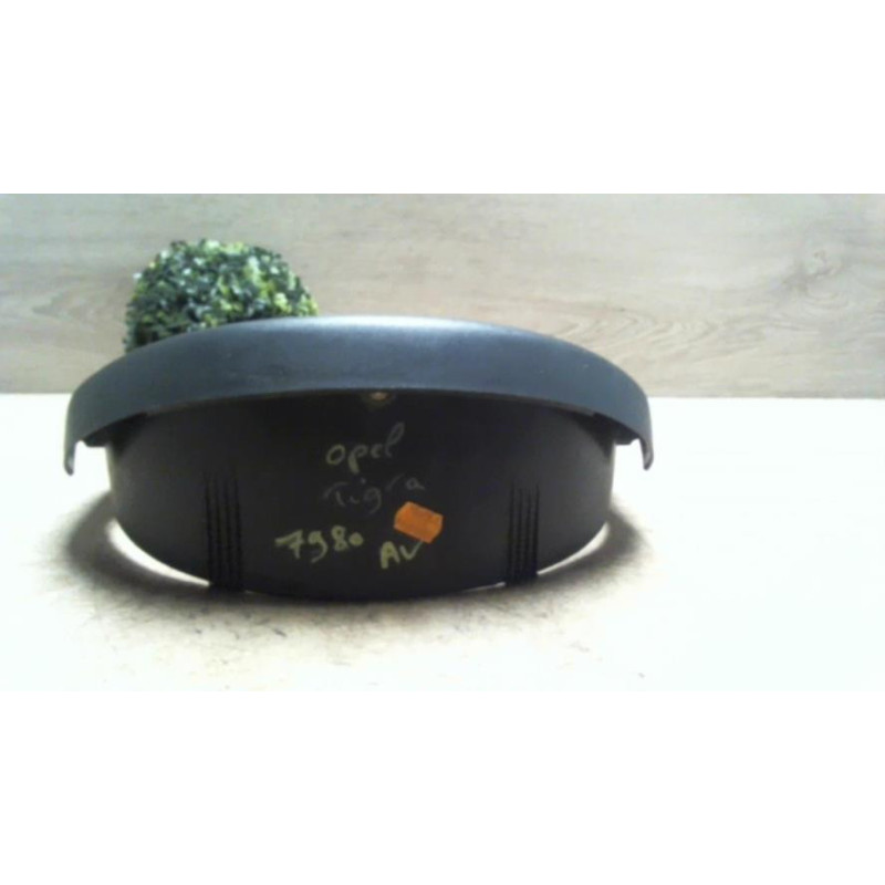 Casquette tableau de bord OPEL TIGRA 1 COUPE d’occasion