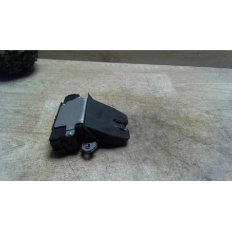 Serrure de coffre FORD MONDEO 3 PHASE 1 BREAK d’occasion