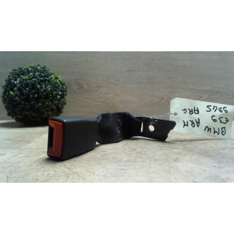 Attache ceinture arriere centrale BMW SERIE 5 E39 PHASE 1 d’occasion