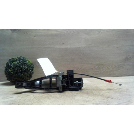 Poignee porte arriere droit FORD MONDEO 3 PHASE 1 BREAK d’occasion