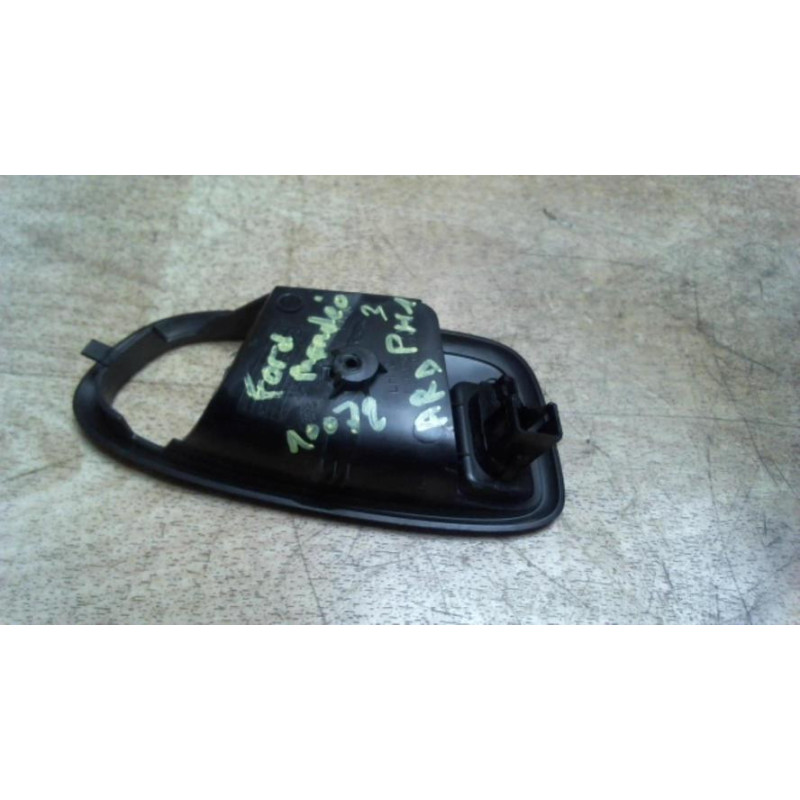 Interrupteur de leve vitre arriere droit FORD MONDEO 3 PHASE 1 BREAK d’occasion
