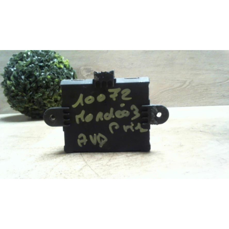 Fermeture centralisee avant droit FORD MONDEO 3 PHASE 1 BREAK d’occasion