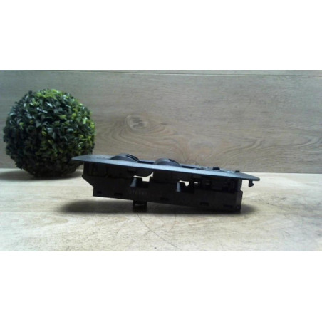 Interrupteur de leve vitre avant gauche FORD MONDEO 3 PHASE 1 BREAK d’occasion