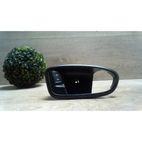 Interrupteur de leve vitre avant droit FORD MONDEO 3 PHASE 1 BREAK d’occasion