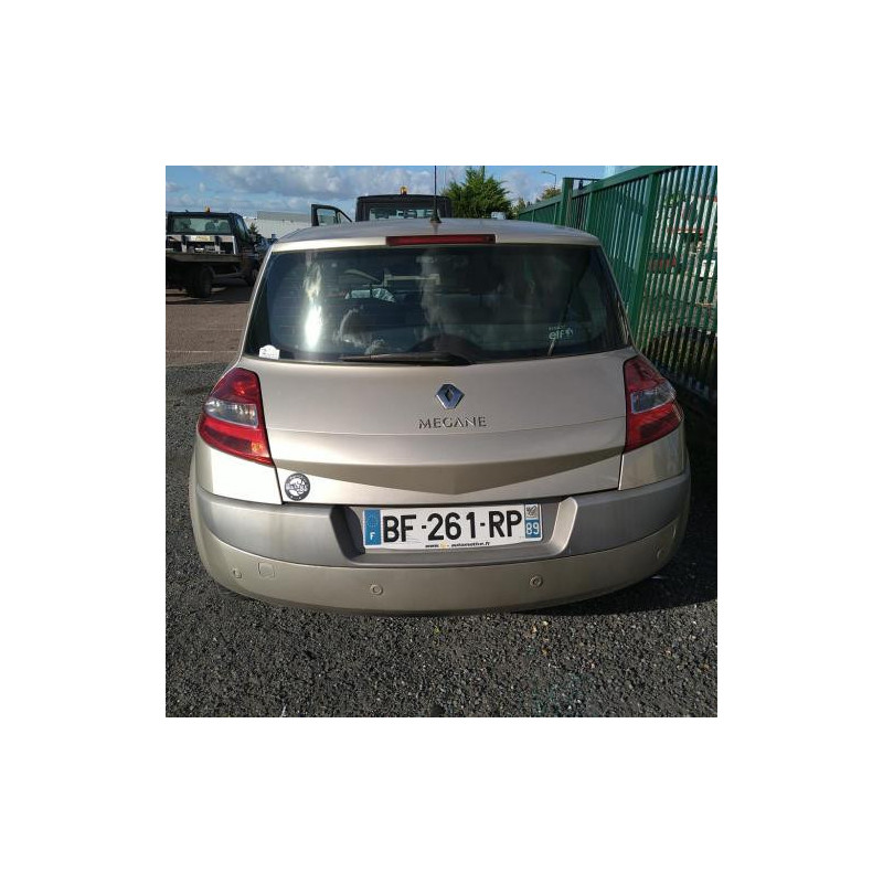 Boitier eau RENAULT MEGANE 2 PHASE 2 d’occasion