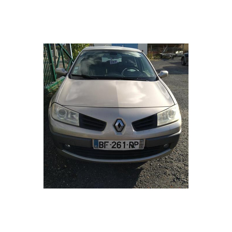 Boitier eau RENAULT MEGANE 2 PHASE 2 d’occasion