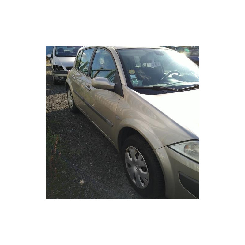 Boitier eau RENAULT MEGANE 2 PHASE 2 d’occasion
