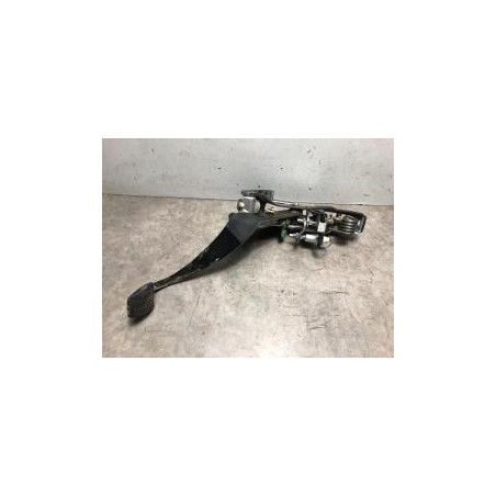 Pedalier d'embrayage TOYOTA RAV4 3 PHASE 2 d’occasion