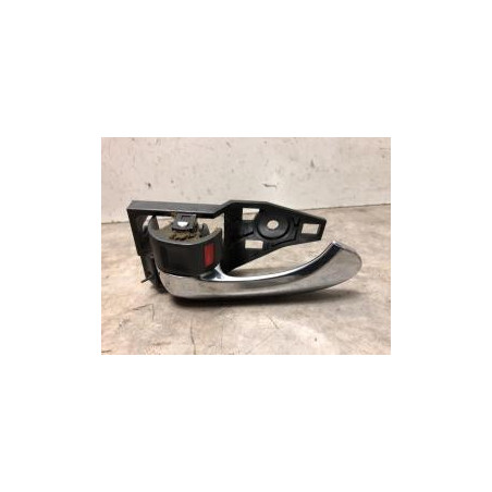 Poignee interieur avant gauche TOYOTA RAV4 3 PHASE 2 d’occasion