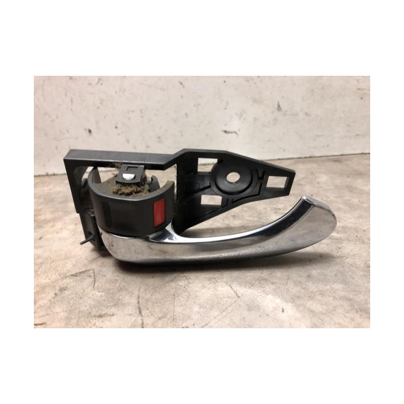 Poignee interieur avant gauche TOYOTA RAV4 3 PHASE 2 d’occasion