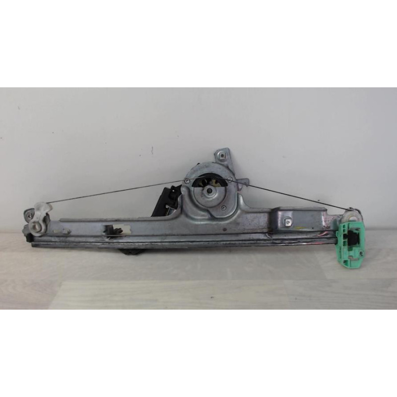 Leve vitre mecanique avant gauche RENAULT GRAND SCENIC 2 PHASE 2 d’occasion