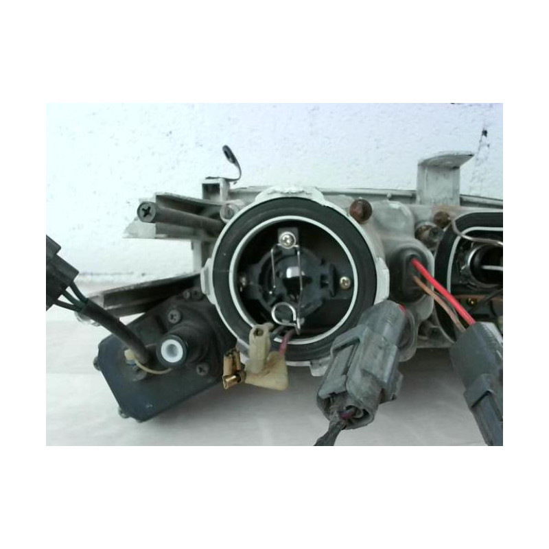 Optique avant principal gauche (feux)(phare) MAZDA XEDOS 6 d’occasion