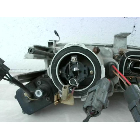 Optique avant principal gauche (feux)(phare) MAZDA XEDOS 6 d’occasion