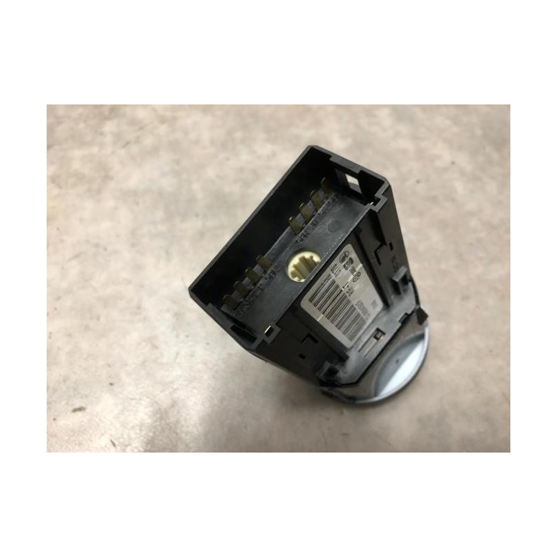 Commande de phare VOLKSWAGEN POLO 5 PHASE 1 d’occasion