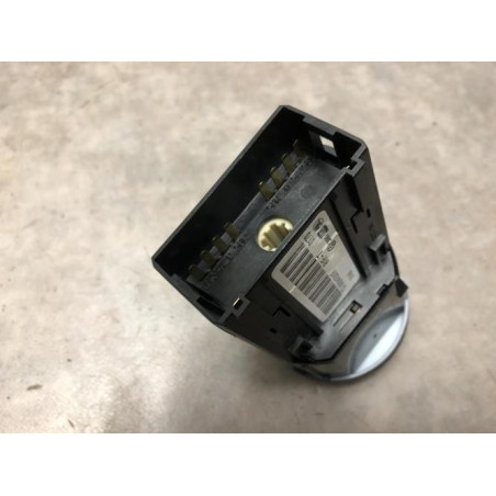 Commande de phare VOLKSWAGEN POLO 5 PHASE 1 d’occasion