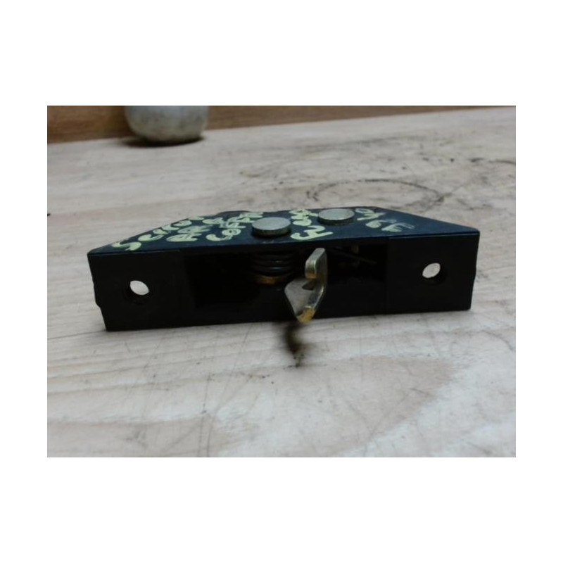 Serrure de coffre RENAULT FUEGO COUPE d’occasion