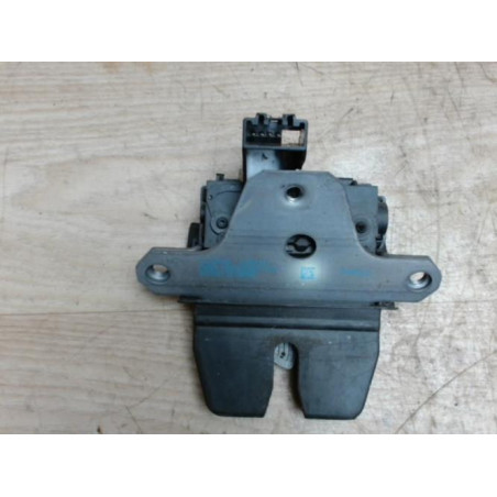 Serrure de coffre FORD MONDEO 3 PHASE 1 BREAK d’occasion