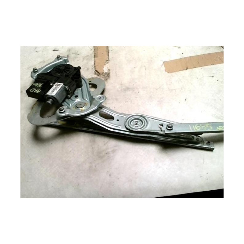 Moteur leve vitre arriere droit RENAULT SCENIC 3 PHASE 1 d’occasion