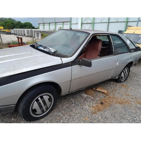 Serrure arriere droit RENAULT FUEGO COUPE d’occasion