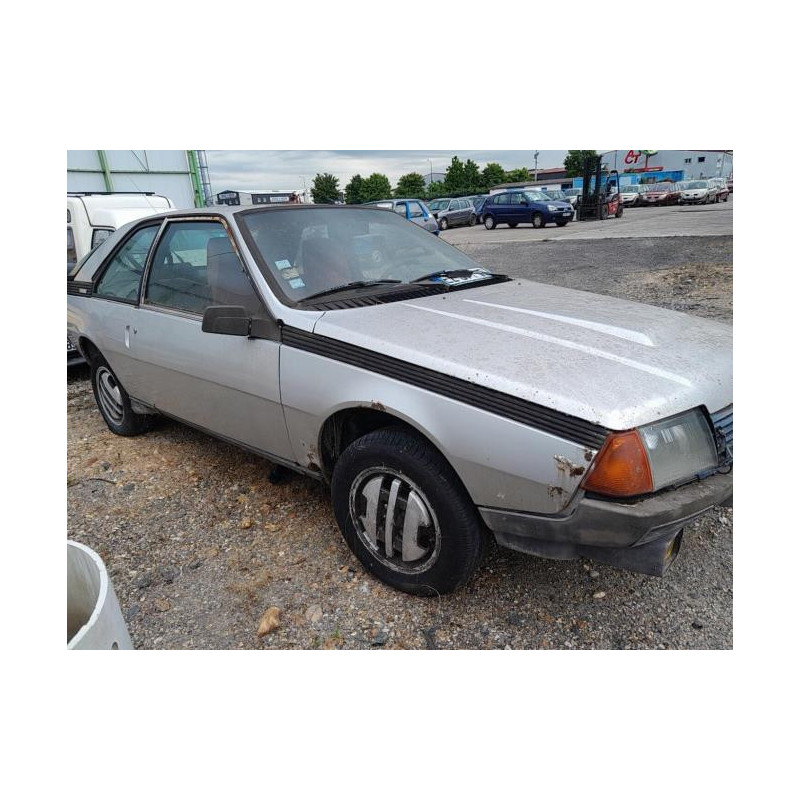 Serrure arriere droit RENAULT FUEGO COUPE d’occasion