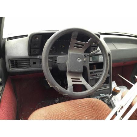 Serrure arriere droit RENAULT FUEGO COUPE d’occasion